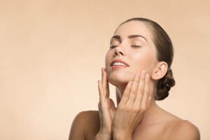 8 House Cures for Dry Pores and skin